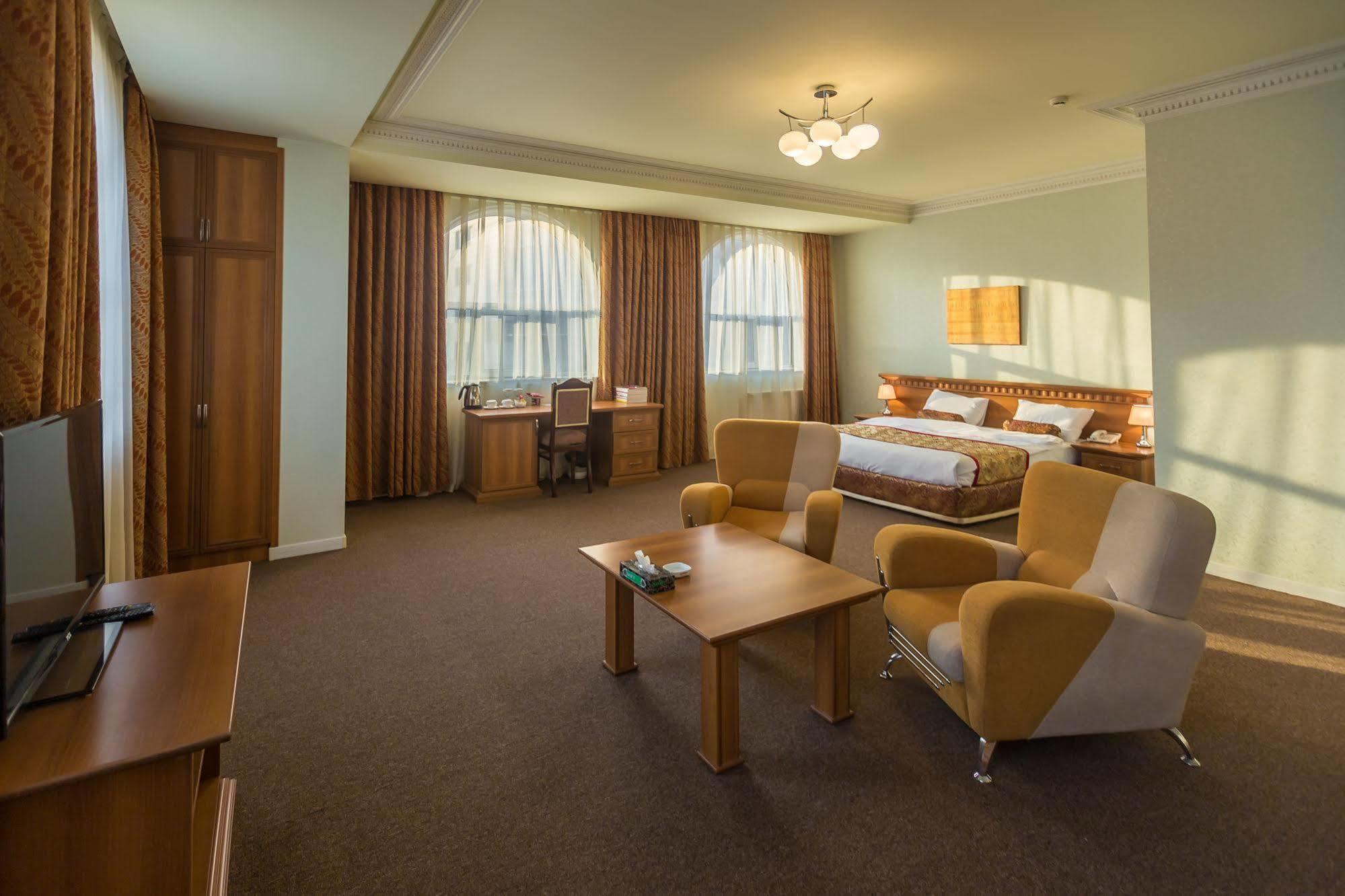 Caspian Palace Hotel باكو المظهر الخارجي الصورة